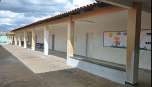 garapuava-tera-campo-iluminado-e-com-vestiario-escola-reformada-e-creche-novinha-em-folha