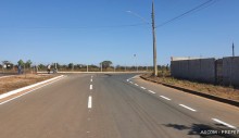acesso-principal-do-riviera-park-recebe-limpeza-e-pintura-redutores-de-velocidade-e-sinalizacao-de-transito