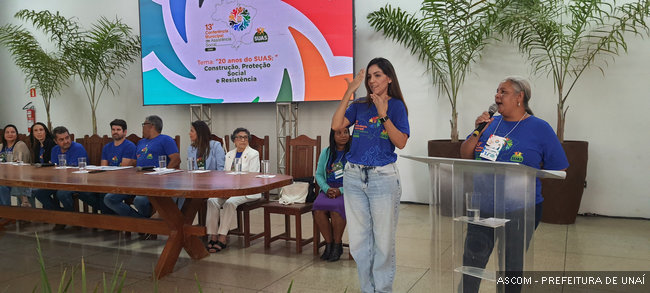 13confsocial07