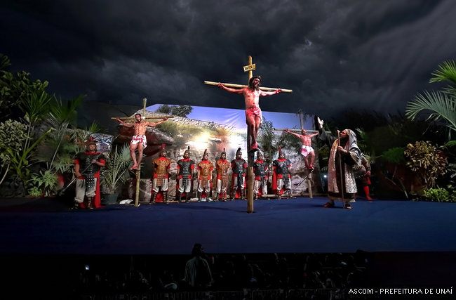 Unaí prepara uma das maiores encenações da Paixão de Cristo de Minas Gerais