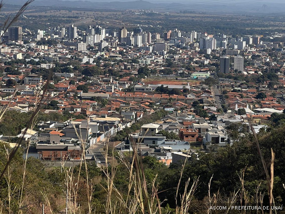 unaciti01